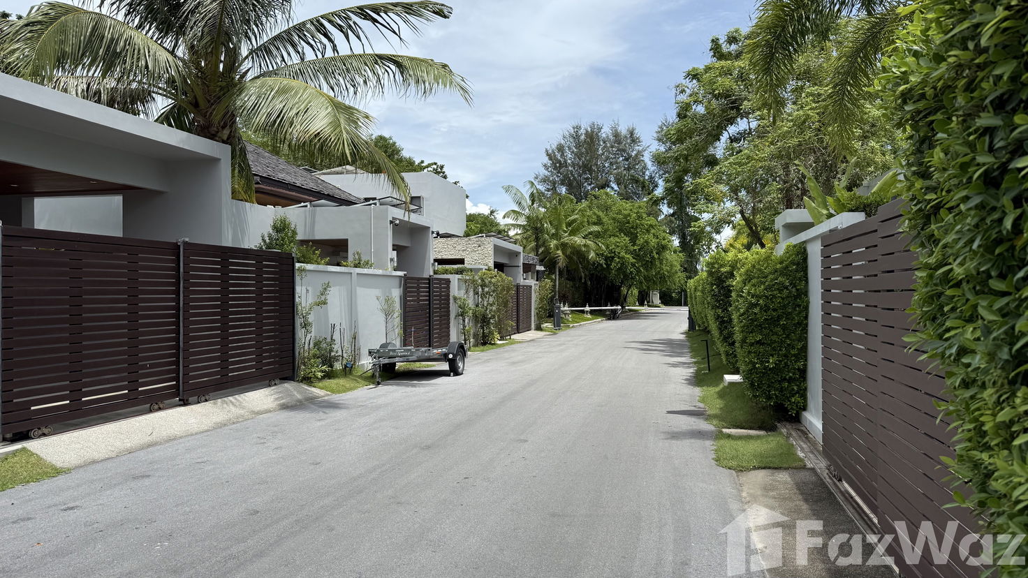picture 4 Bedroom Villa - 38/43