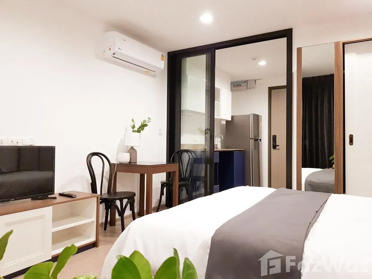 picture The Base Central Phuket Condominium - 3/10