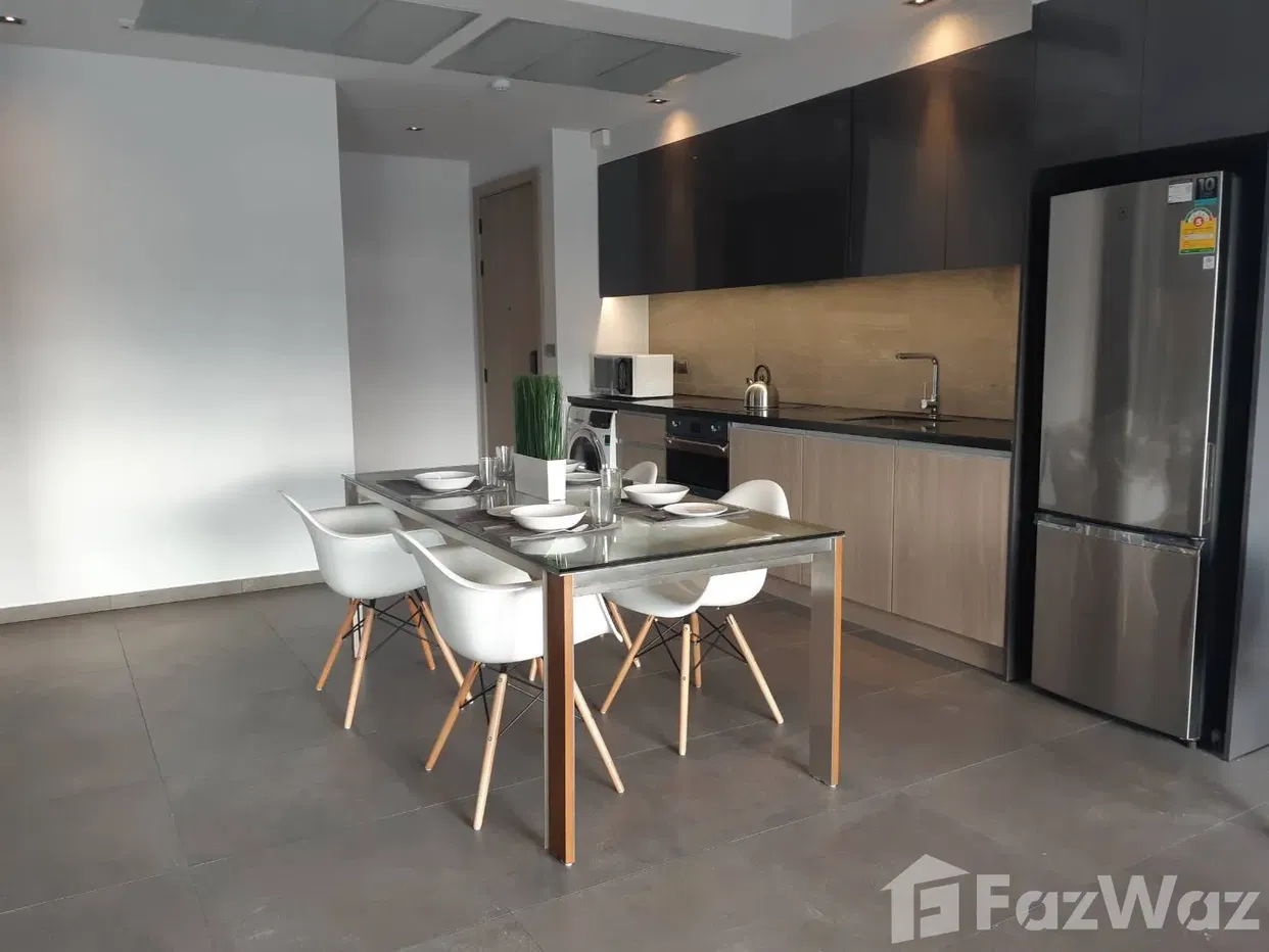 picture 2 bedroom corner unit and unblock view - 2/10