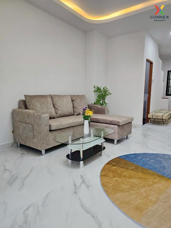 picture For Sale Townhouse/Townhome  , Baan Manawadee , Bang Khu Rat , Bang Bua Thong , Nonthaburi , CX-114926 ✅ Live chat with us ADD LINE @connexproperty ✅  - 7/12