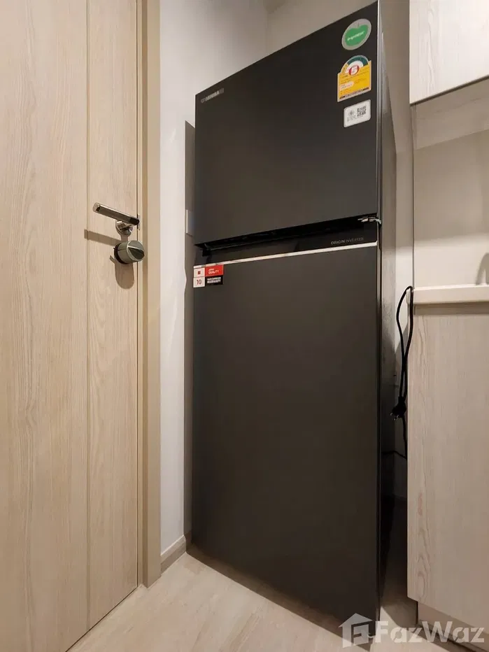 picture Studio Condo for sale at Life One Wireless - 5/9