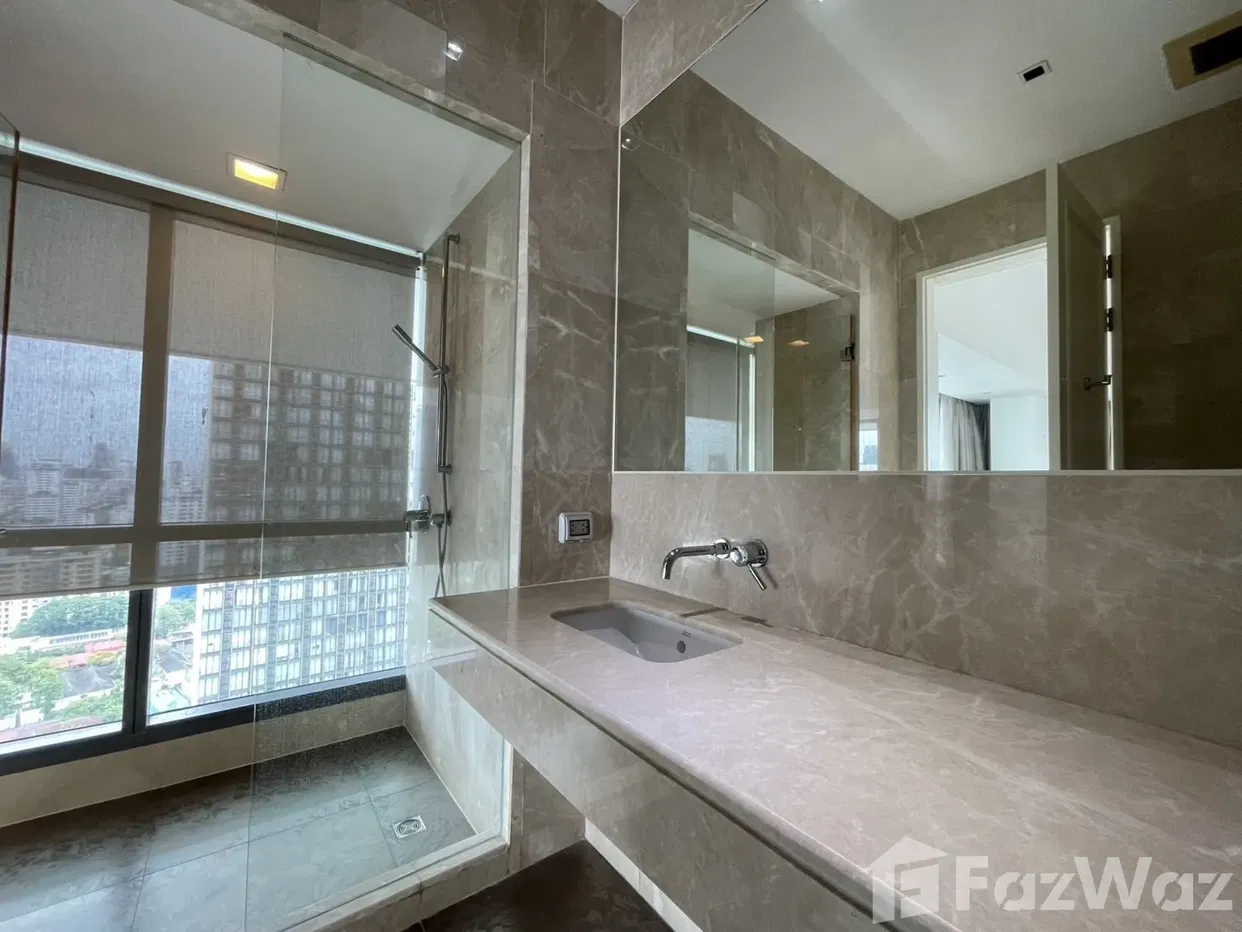 picture Le Raffine 39 – Luxury Duplex Condo for Sale Rare Item! - 12/20