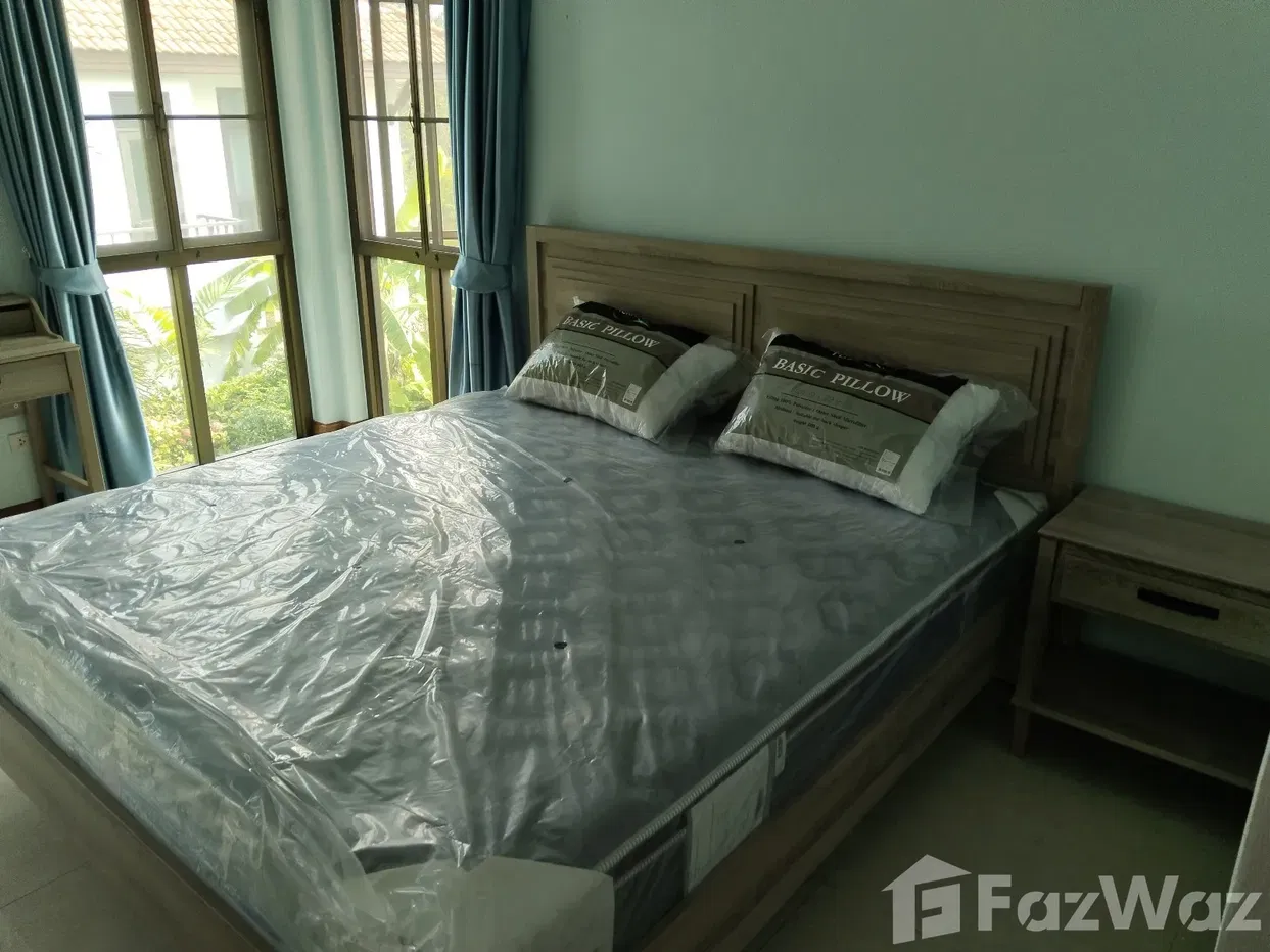 picture reduced! 4 Bedroom Villa at Royal Garden - 24/47
