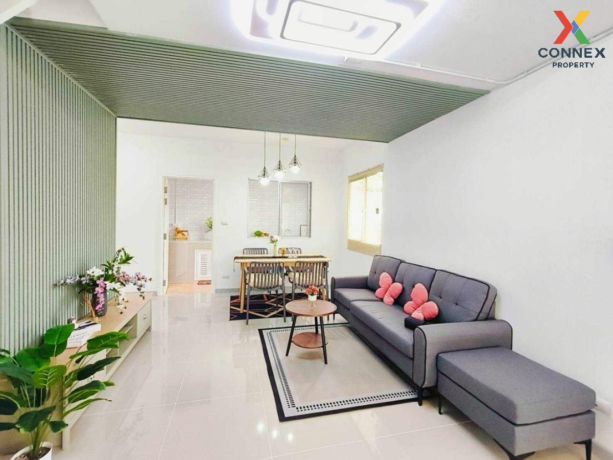 picture For Sale Townhouse/Townhome  , Baan Pruksa 105 Chalong Krung - Ladkrabang , corner unit , newly renovated , Thap Yao , Lat Krabang , Bangkok , CX-127471 ✅ Live chat with us ADD LINE @connexproperty ✅  - 6/12
