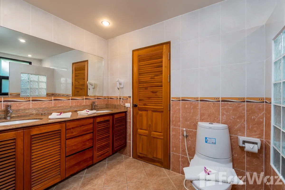 2 Bedroom Condo for sale at Surin Sabai 1385172 - image 3