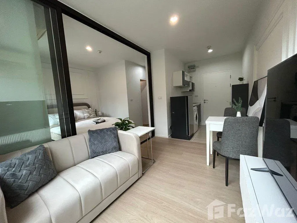 picture 1 bedroom condo at Zcape X2 - 3/22