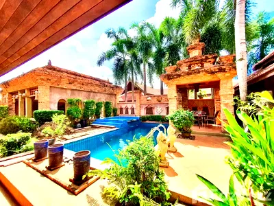 Houses for sale Phuket : Stunning Balinese - Style Villa For Sale