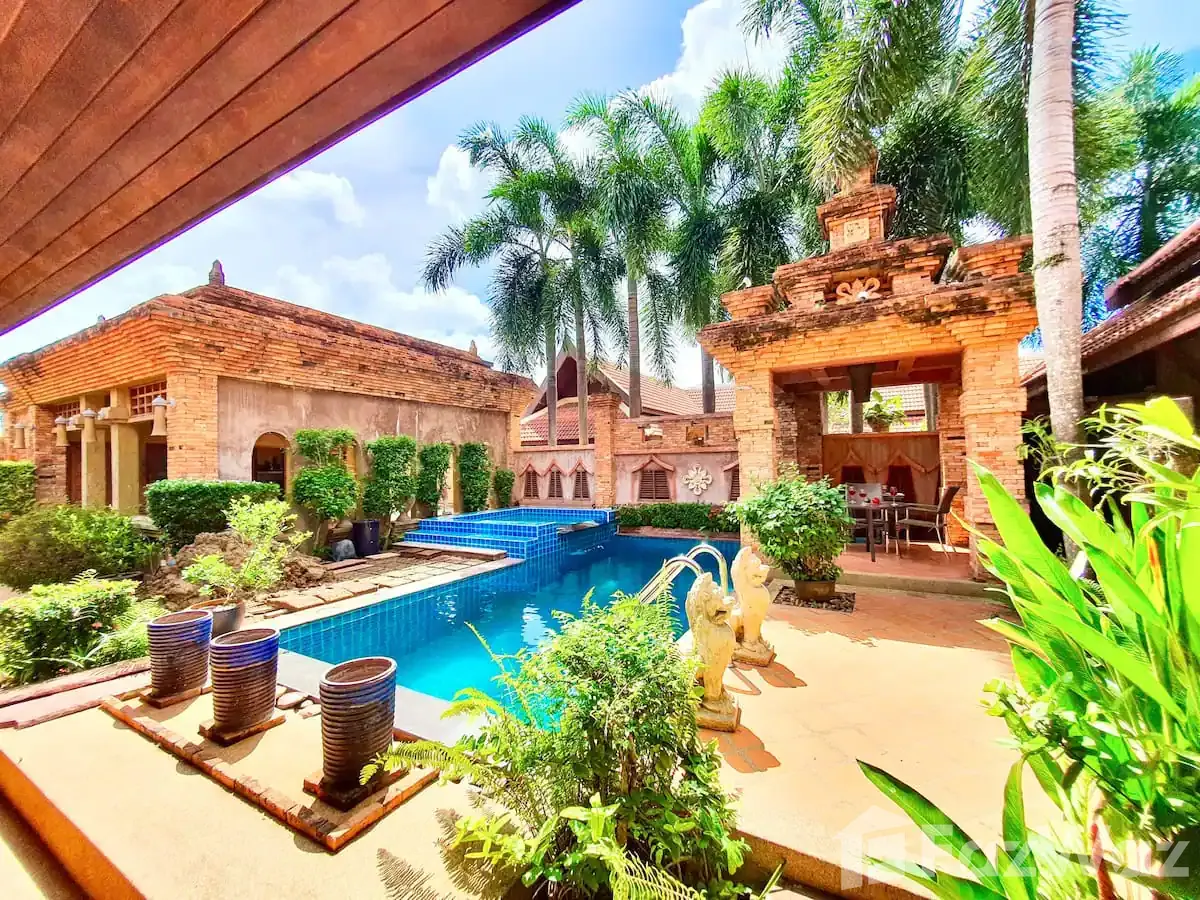 picture Stunning Balinese - Style Villa For Sale - 1/24