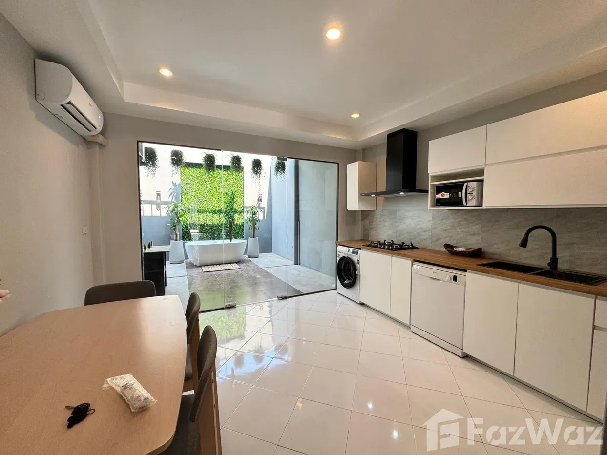 picture 2 Bedroom Townhouse for sale in Bo Phut, Surat Thani - 2/14