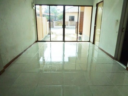 picture FOR SALE  TOWNHOUSE PROPERTY  1530000 BAHT. - 4/8