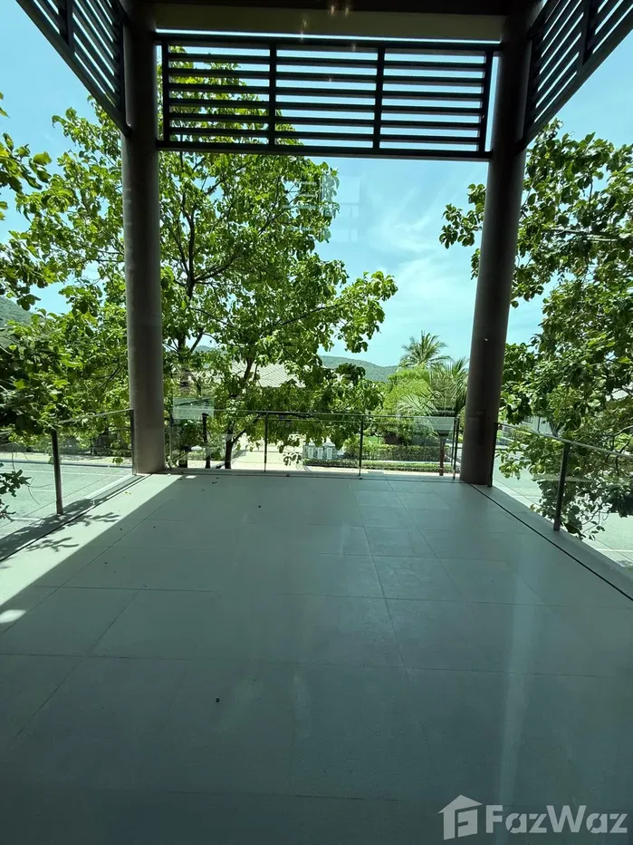 picture Exceptional 4-Storey Villa at Black Mountain Golf Resort - 38/83
