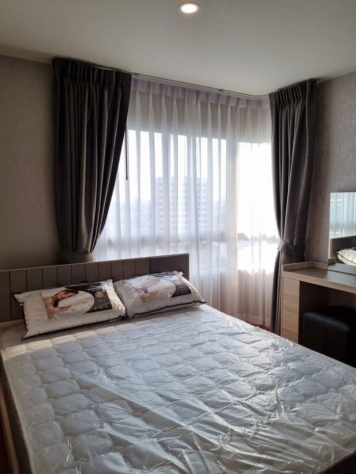 picture Airport Link huamak 2.5 km. Price  12,000 Baht Condo Lumpini Ville Pattanakarn - Srinakarin ( Rental ) - 4/12