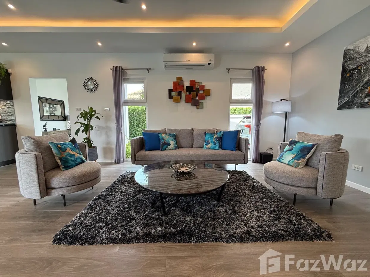picture Spacious 3 bed 2 bath Home with Scenic Views and Privacy - 17/50