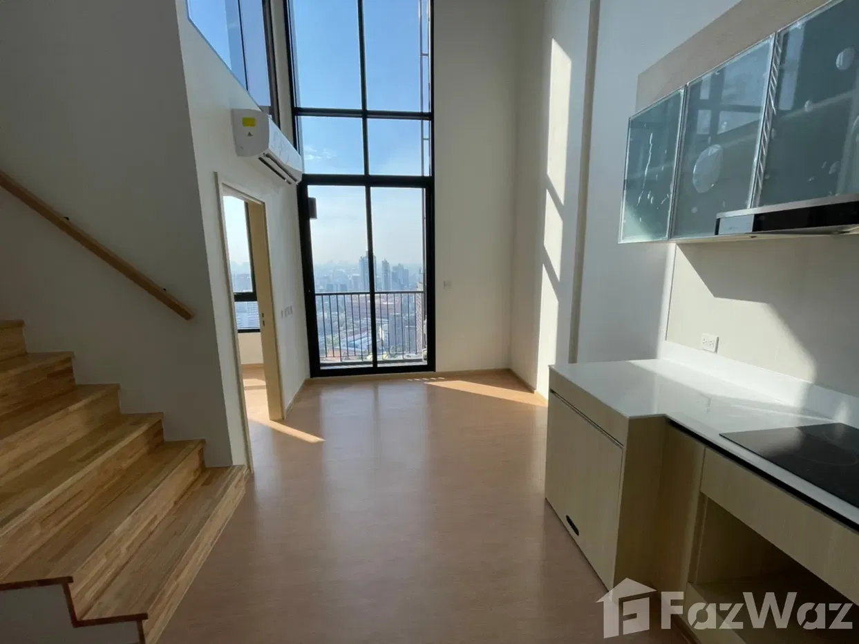 picture 2 Bedroom Condo for sale at Maru Ekkamai 2 - 5/12