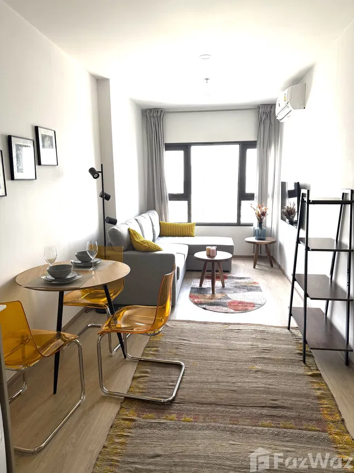 picture Exceptional co-working spaces, common areas , gym and pool - 1/8