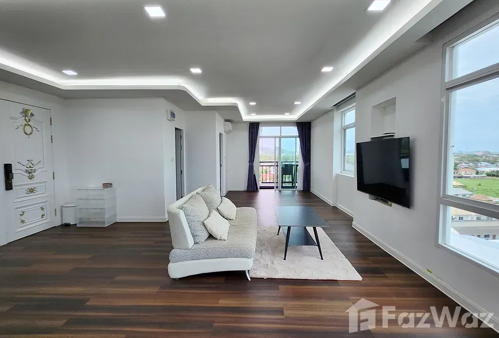 picture THE BEST 2 bedroom penthouse TOP floor CORNER Unit - 3/29