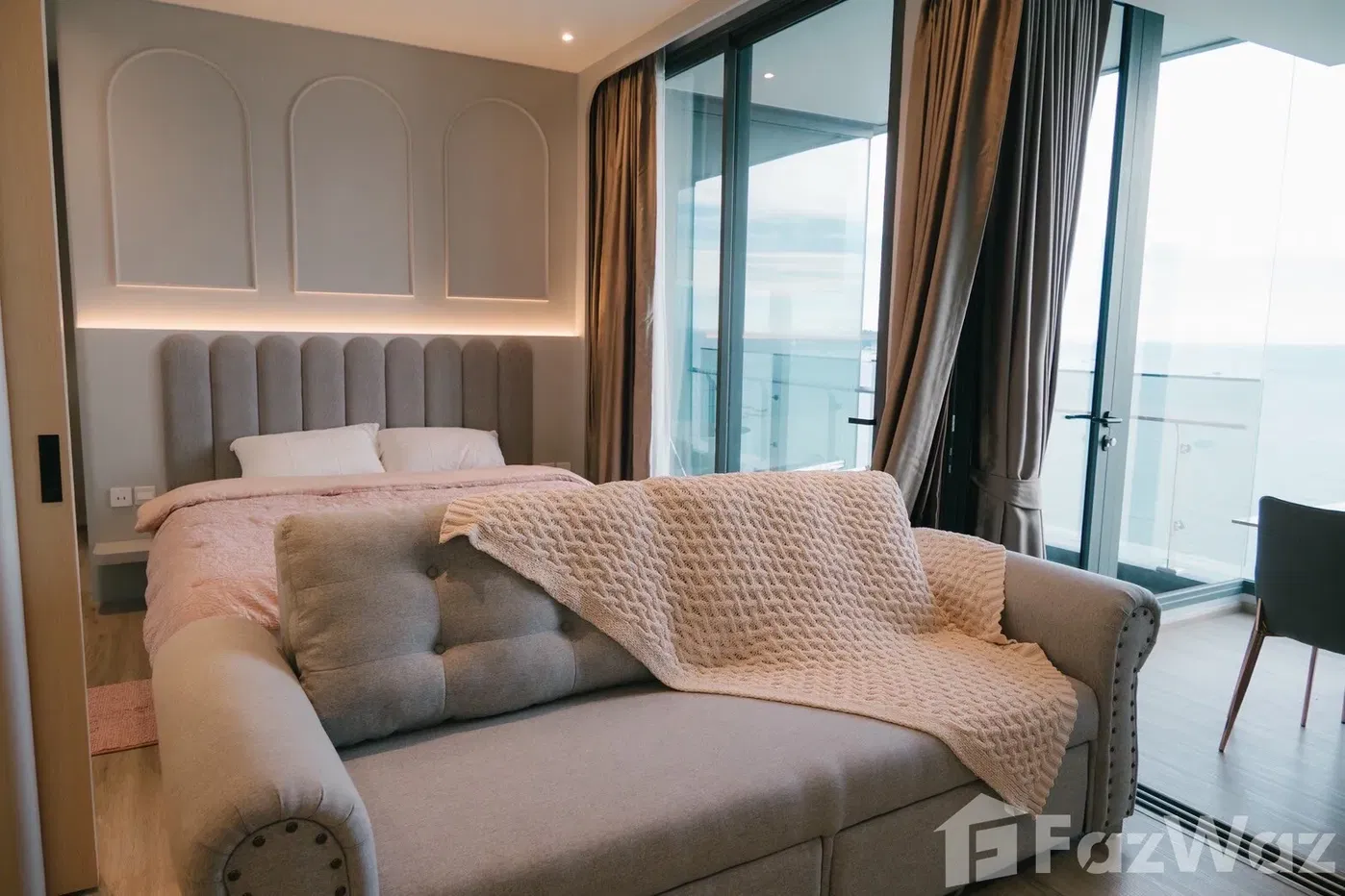 รูป Sea View Condo in Pattaya 1 BR 57sqm, Beachfront living 5597198 - รูปที่ 7/19