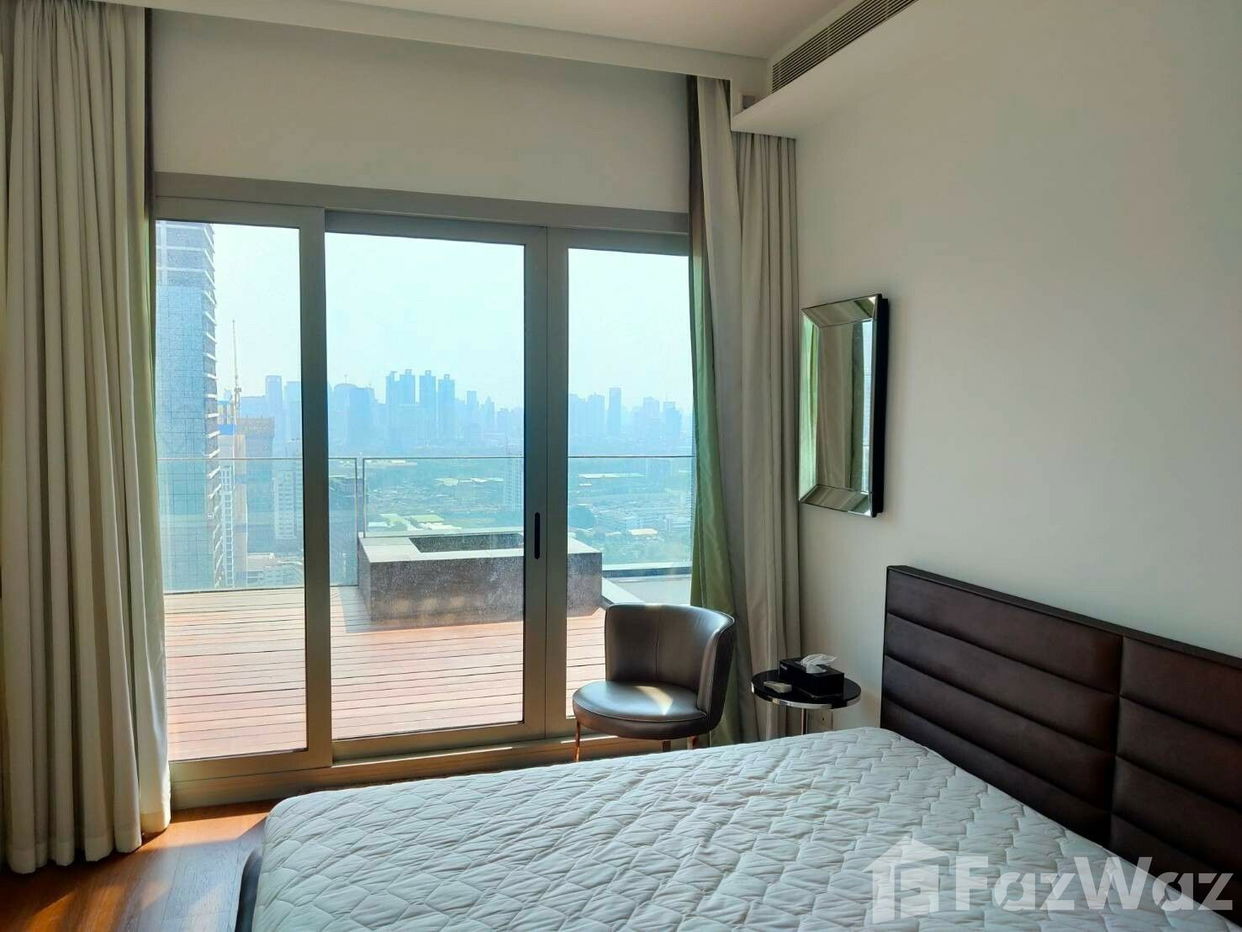 picture 185 Rajadamri It is near Skytrain Rajadamri station 350 mete - 8/10