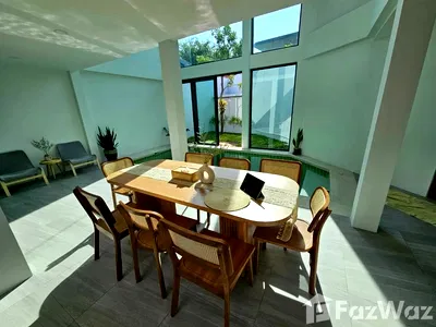 Houses for rent Super Cheap Market : 3 Bedroom House for rent in Talat Nuea, Phuket