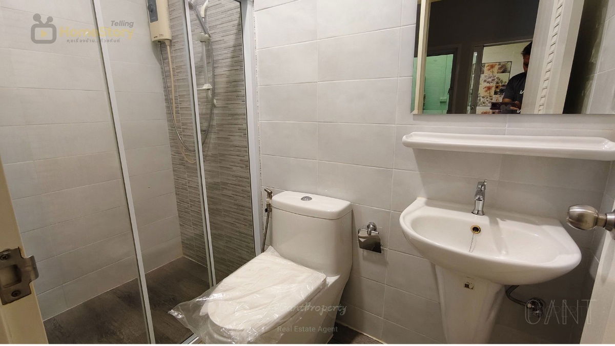 picture Very affordable, 2-story, 3-bedroom townhouse for sale, ready to move in, in Idea House Village, Sanambinnam, Soi Nonthaburi 42 (Gant-288). - 7/19