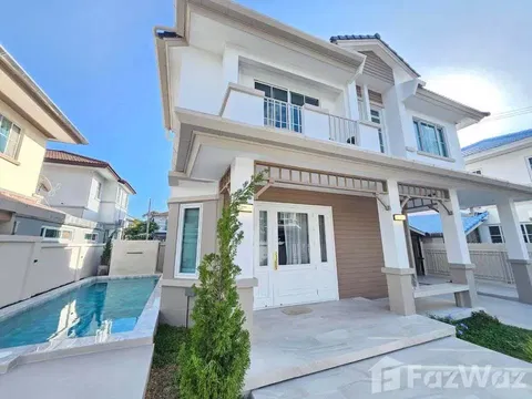 Modern Classic Style Pool Villa At Land And House Chalong