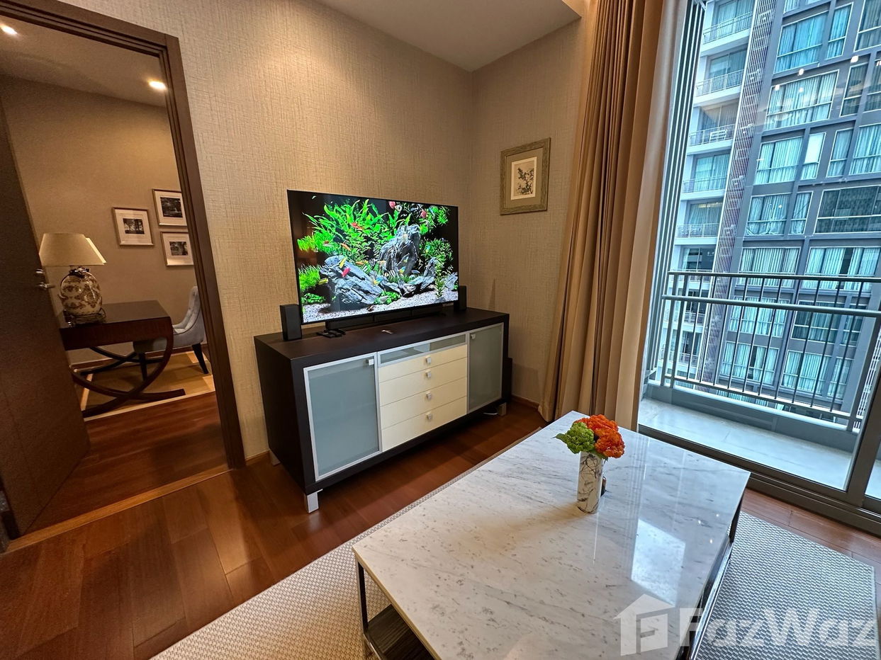 picture Fully-Furnished Stylish 1-Bedroom Condo on 22 floor. 1942305 - 7/13