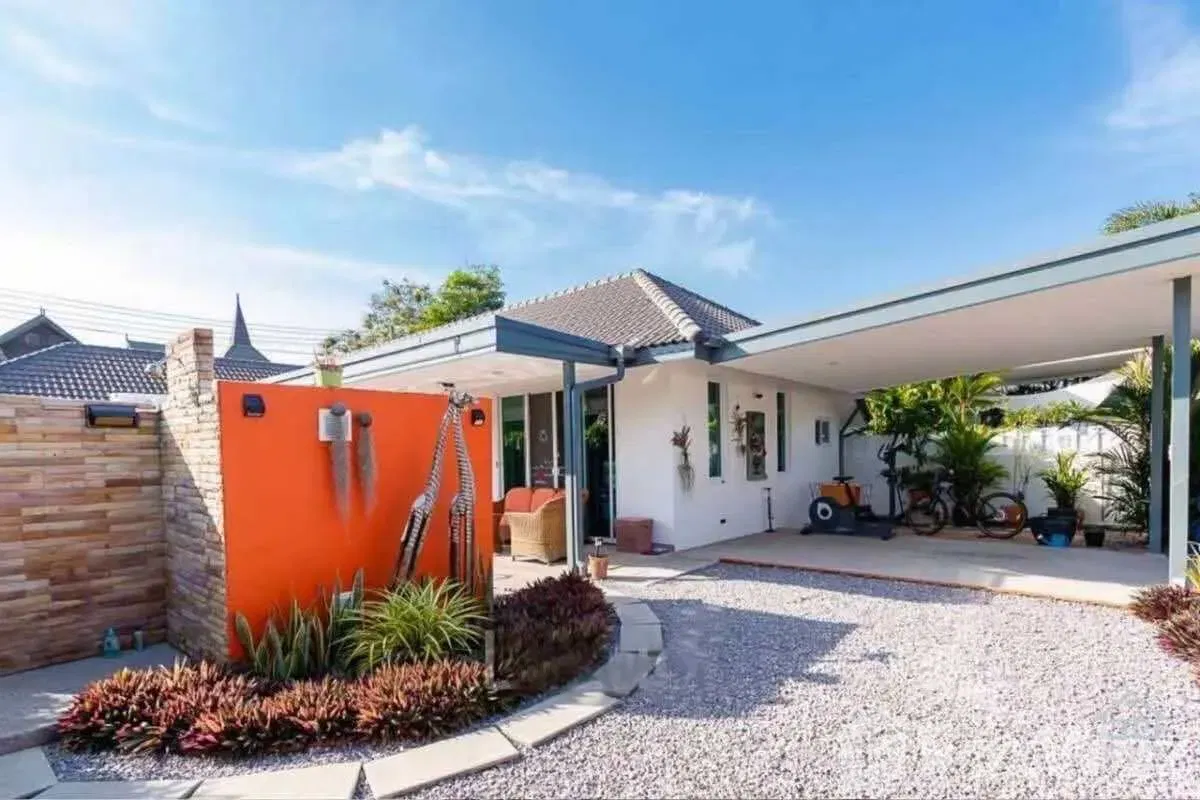 picture 3 Bedroom House for sale at Milpool Villas - 6/20