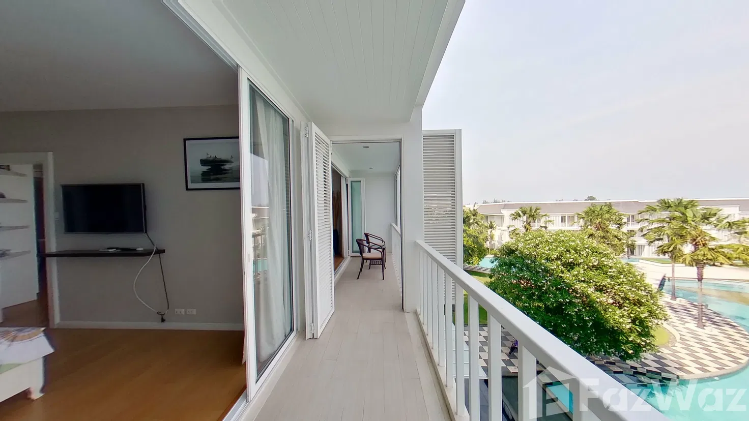 picture Live it Up at the idyllic Malibu Kao Tao in Prachuap Khiri Khan! - 12/12