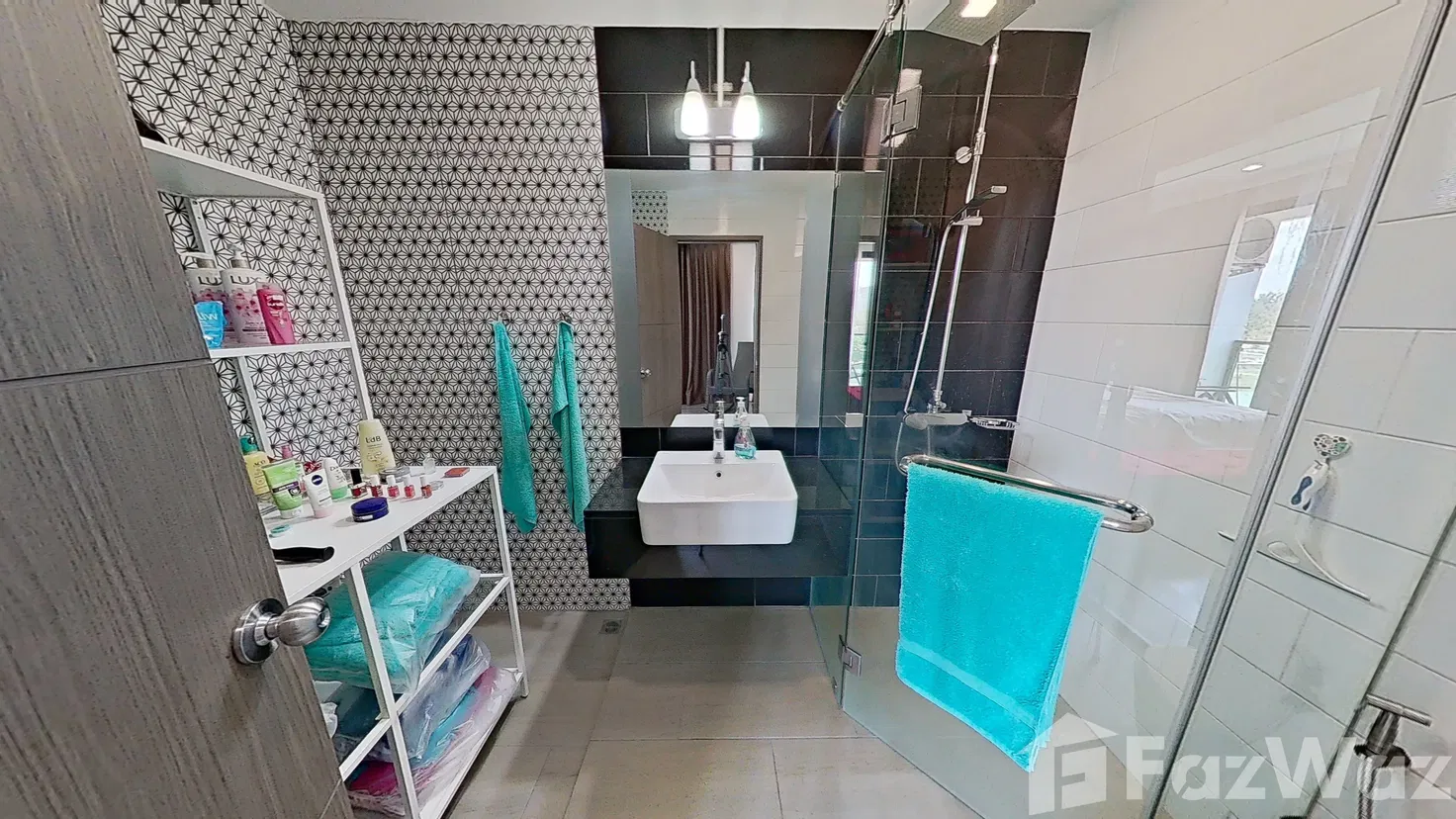 picture Luxury living at Royal Lee located in the heart of Phuket - 7/7