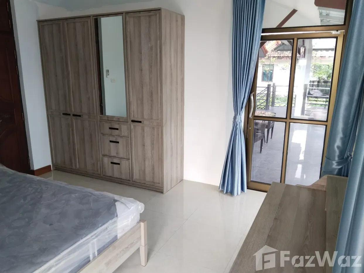 picture reduced! 4 Bedroom Villa at Royal Garden - 36/47