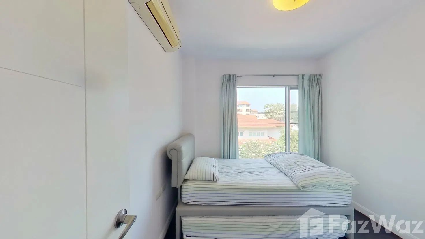 รูป Becah Front Condo Beautiful Beach 1057556 - รูปที่ 8/18