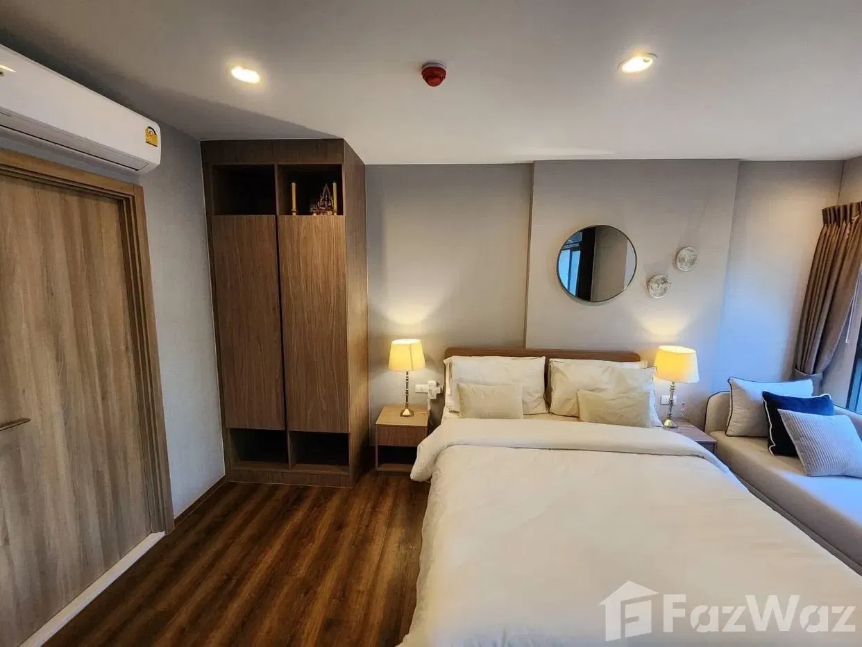 picture 1 Bedroom condo for rent - 4/12