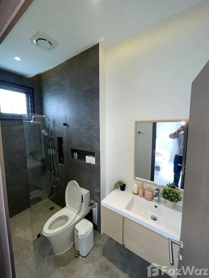 picture 5 bedrooms, 7 bathrooms 2.7 2.7 million - 4/26