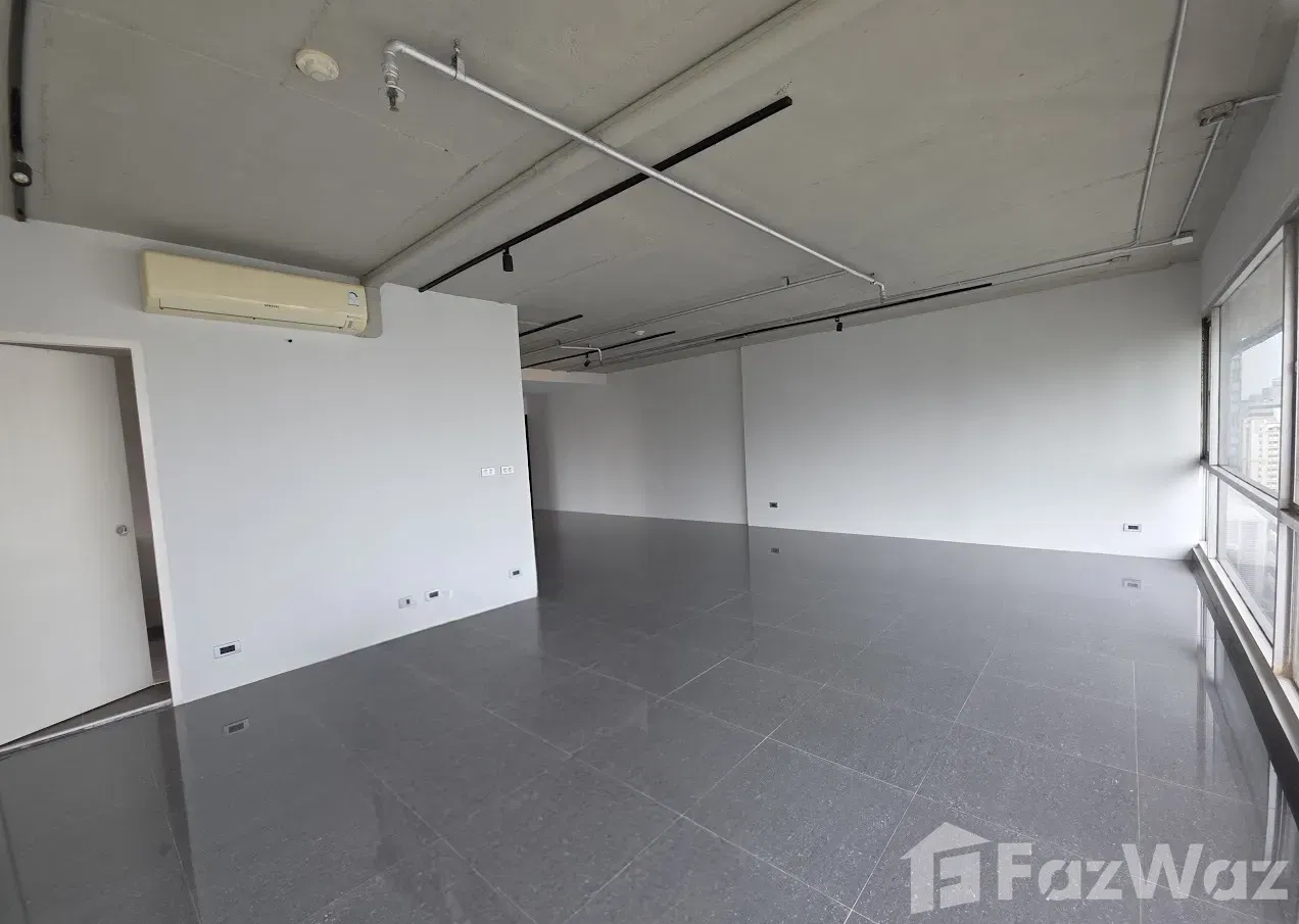 picture Sales of 93.5 sqm Bangkok Apartment Corner Unit on 37 Floors - 5/20