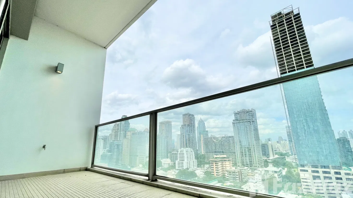 picture 2 Bedroom Condo for sale at 185 Rajadamri - 38/48