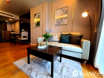 Condos for sale : Bargain Luxury in Bangkok: Secure a Place in Focus Ploenchit Now! 1153708