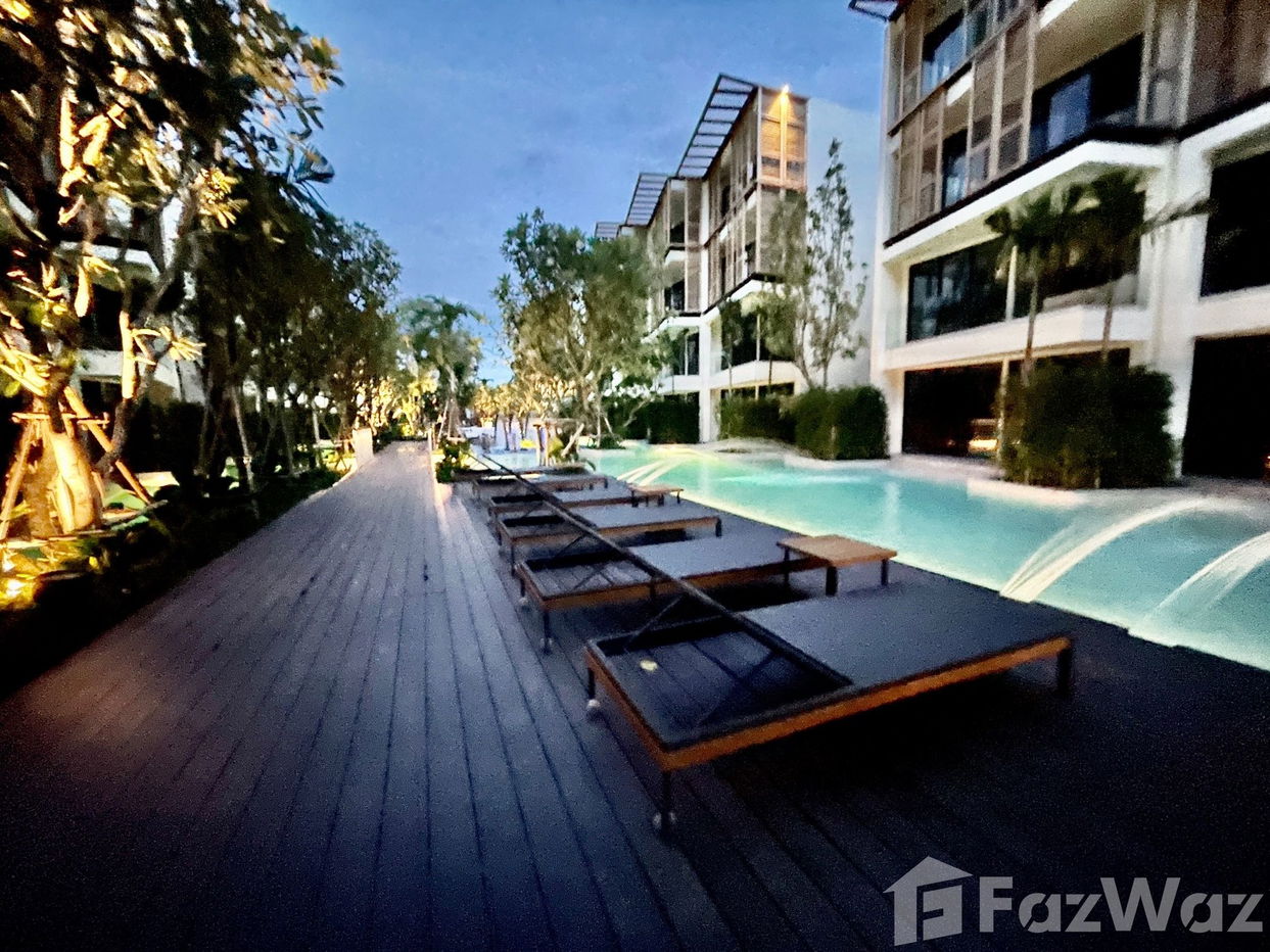 picture Amazing unit with Seaview - 22/28