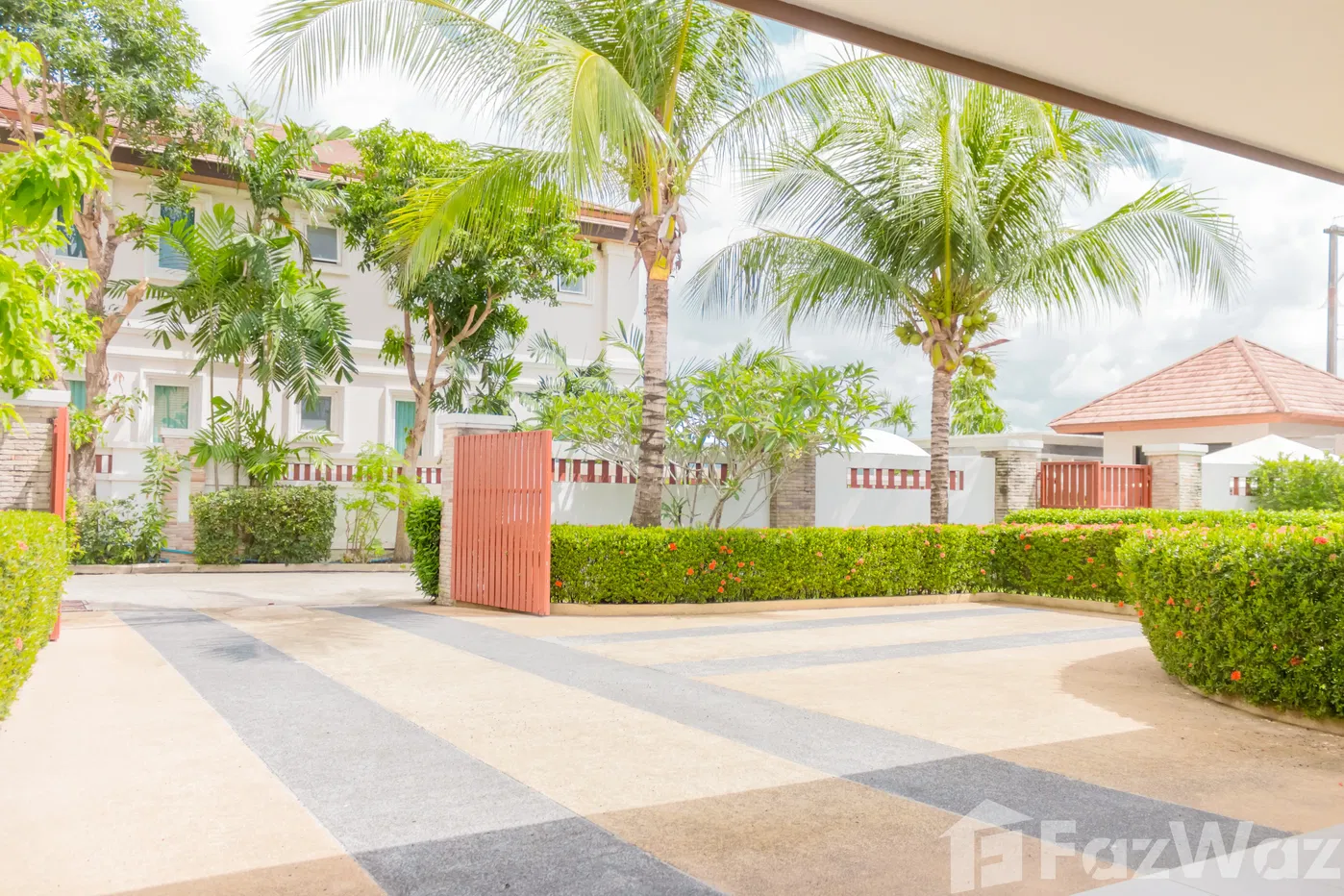 picture 4 Bedroom with 4.5 Bathroom Pool Villa - 41/42