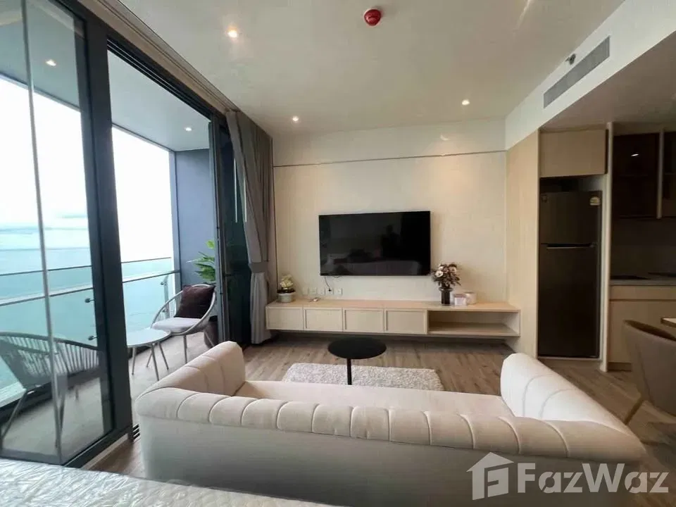 picture Super Luxury Beachfront Condo 5549445 - 10/15