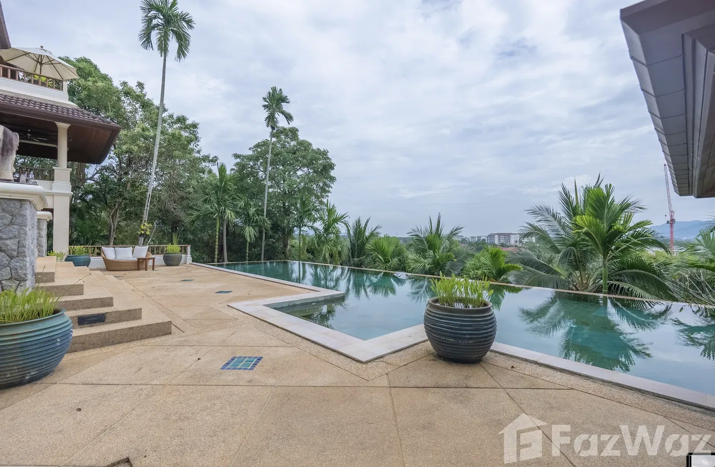 picture 5 Bedroom villa at Lakewood - 25/26