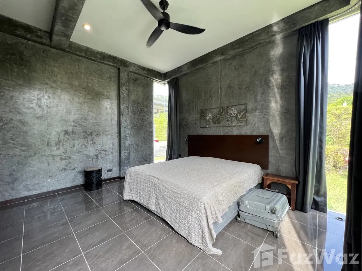 picture Renovated 4 Bedroom Lakefront Villa in Casa Sakoo - 16/24
