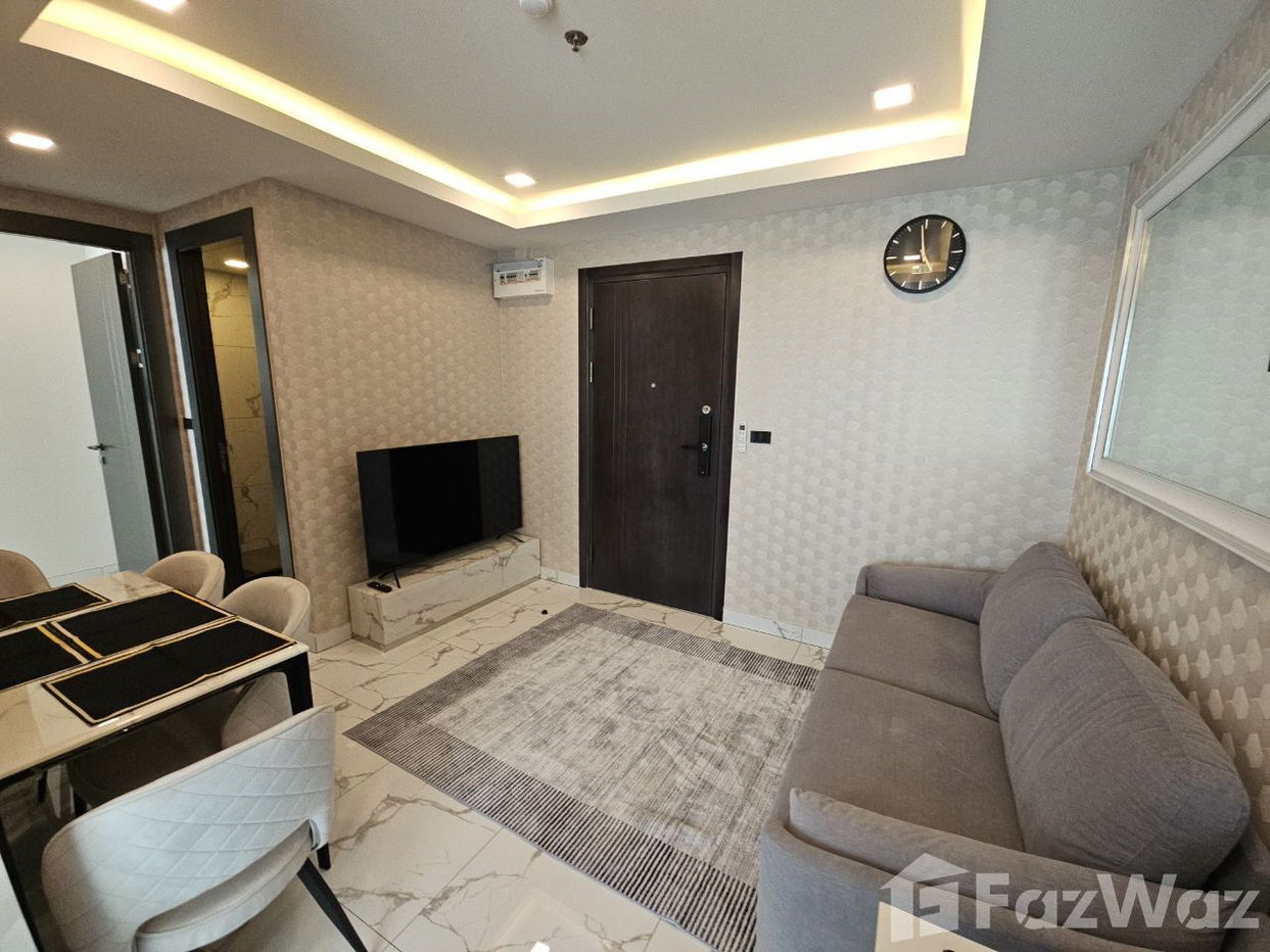picture Super Deal 2, bedroom condo in Central Pattaya. Great ROI - 13/15