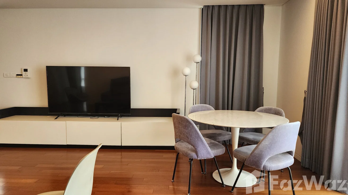 picture 2 bedroom condo for rent at Hansar Rajdamri 5638856 - 2/11