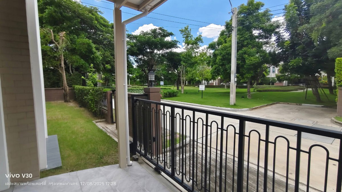 picture 🏡 For Rent: 120,000 THB/month ✨ Laddarom Wongwaen - Ramintra 4 beds 5 baths - 3/20
