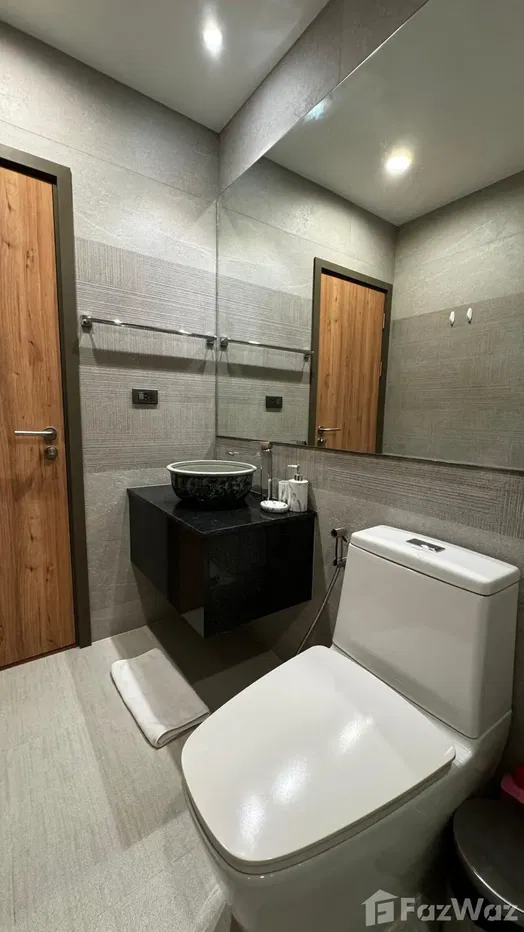 picture 2 Bedroom Condo for sale at The Title V - 12/25