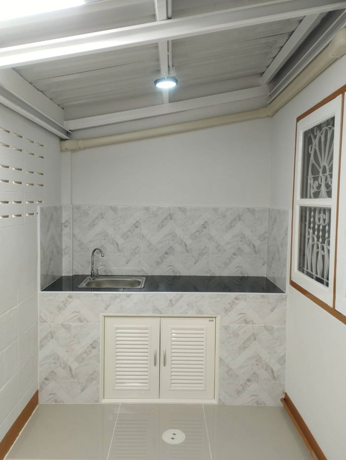 picture Town House near Lamphun Industrial Estate - 11/15