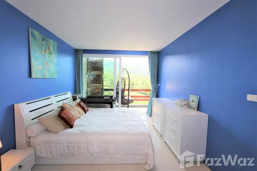 picture beautiful 2 bedrooms on a golf course - 4/7