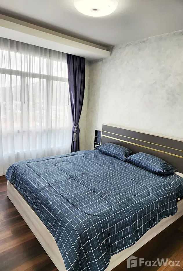 picture THE BEST 2 bedroom penthouse TOP floor CORNER Unit - 13/29