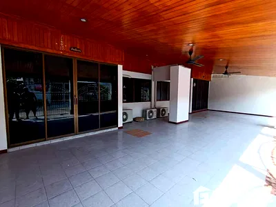 เช่าทาวน์โฮม หัวหิน ประจวบคีรีขันธ์ : ทาวน์เฮ้าส์ให้เช่า 2 ห้องนอน ในโครงการ หมู่บ้านกะรัต 1732396