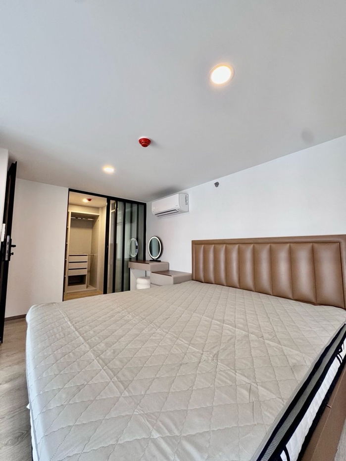 รูป 🔐#OL2304_183🔐 ว่างพร้อมอยู่ 🗓️𝐅𝐨𝐫 𝐑𝐞𝐧𝐭 ( 48 𝐬𝐪𝐦.  Duplex Duo Space 2Bed, 1𝐛𝐚𝐭𝐡 ) 𝐒𝐎𝐇𝐎 𝐁𝐚𝐧𝐠𝐤𝐨𝐤 𝐑𝐚𝐭𝐜𝐡𝐚𝐝𝐚 - รูปที่ 11/18